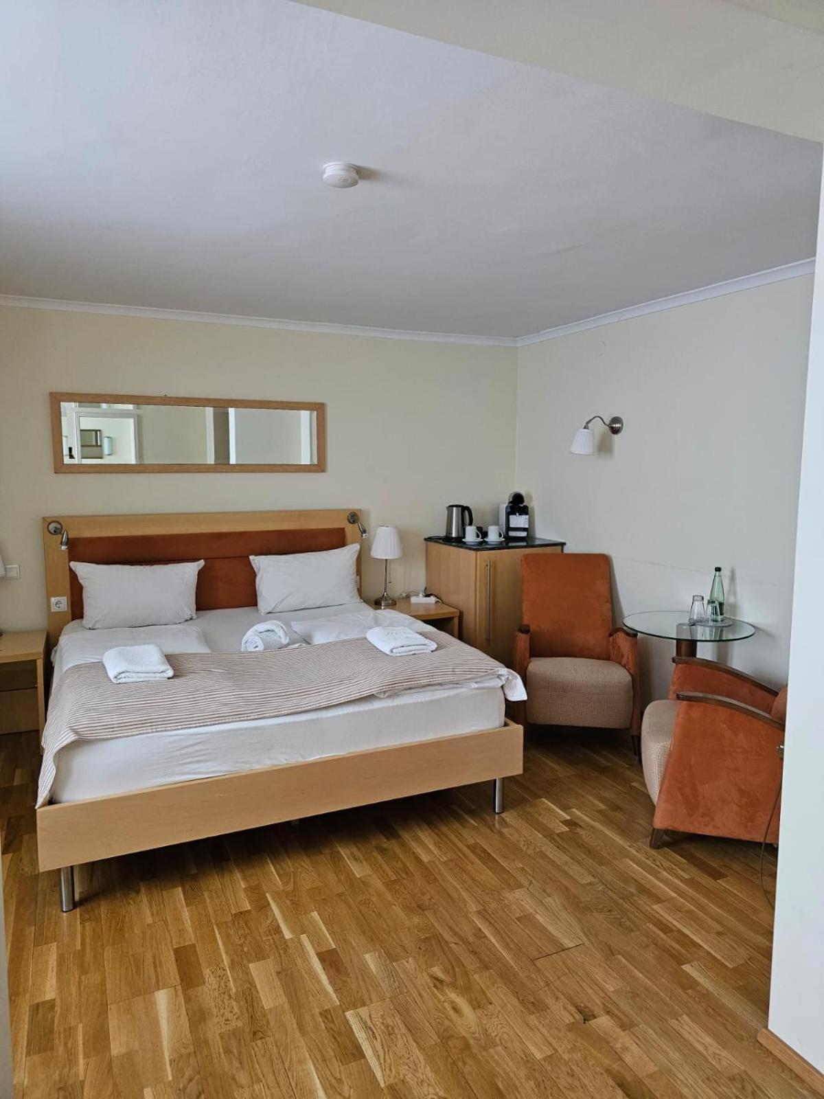 Weißenburg in Bayern Hotel Goldene Rose מראה חיצוני תמונה